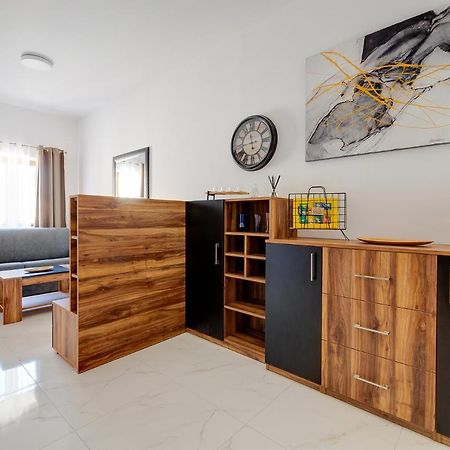Idyllic Apartment Steps From The Promenade Sliema Exterior photo